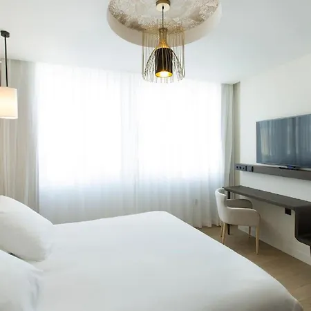 L'arbre Voyageur - Bw Premier Collection -