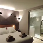 L'arbre Voyageur 4* ליל