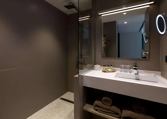 L'arbre Voyageur Lilla