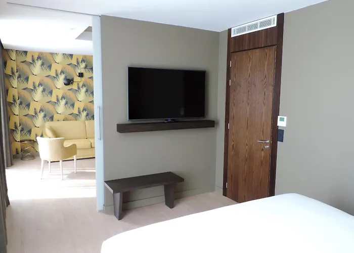 Hotell L'arbre Voyageur Lille